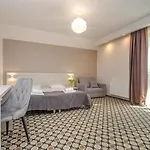 Marina Z Widokiem Na Jezioro 4* Mielno (Koszalin)