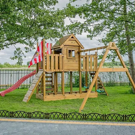 Marina Z Widokiem Na Jezioro Πάρκο διακοπών Mielno (Koszalin)