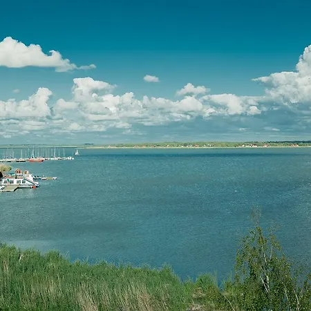 Kompleks wypoczynkowy Marina Mielno Z Widokiem Na Jezioro Mielno (Koszalin)