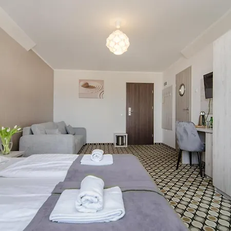 假日公园 Marina Z Widokiem Na Jezioro