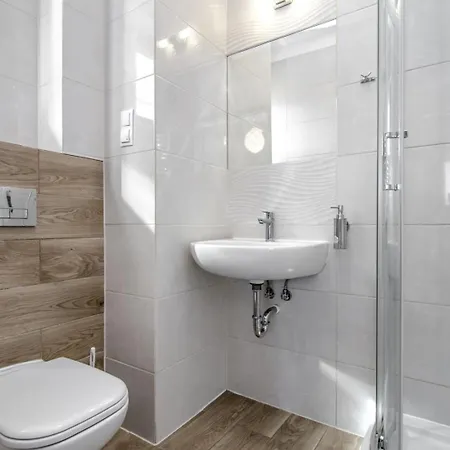 Kompleks wypoczynkowy Marina Mielno Z Widokiem Na Jezioro 3*
