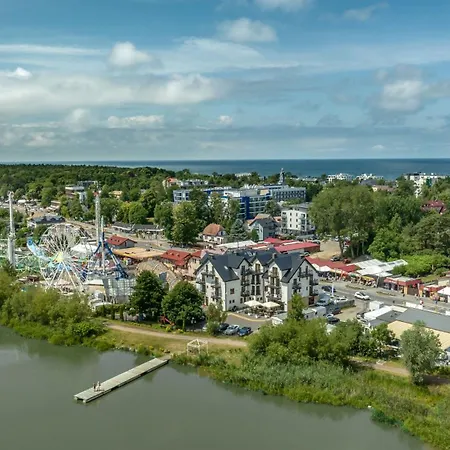 Marina Z Widokiem Na Jezioro 假日公园 梅尔诺