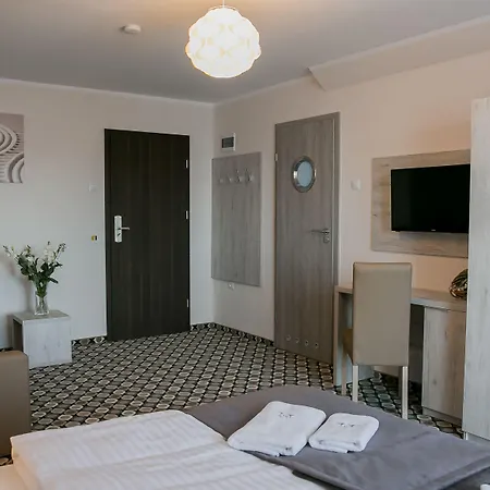 假日公园 Marina Z Widokiem Na Jezioro 4*