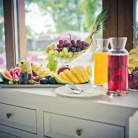 Marina Z Widokiem Na Jezioro 假日公园