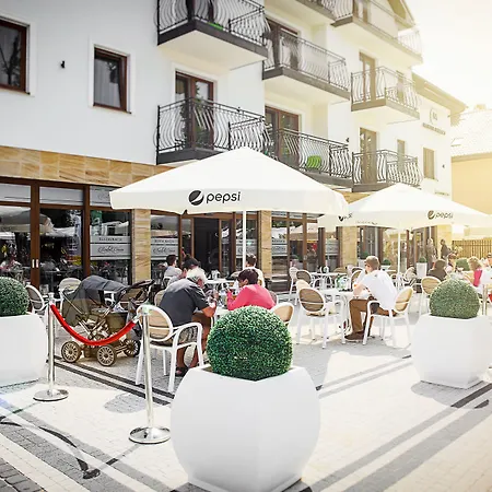 Kompleks wypoczynkowy Marina Z Widokiem Na Jezioro 4*