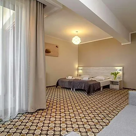 Marina Z Widokiem Na Jezioro База отдыха Мельно