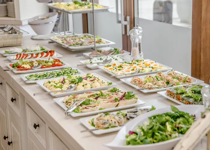 Marina Z Widokiem Na Jezioro Kompleks wypoczynkowy Mielno (Koszalin)