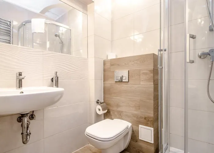 Marina Z Widokiem Na Jezioro Mielno (Koszalin)