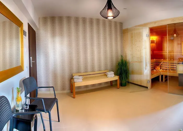 Kompleks wypoczynkowy Marina Z Widokiem Na Jezioro 4*