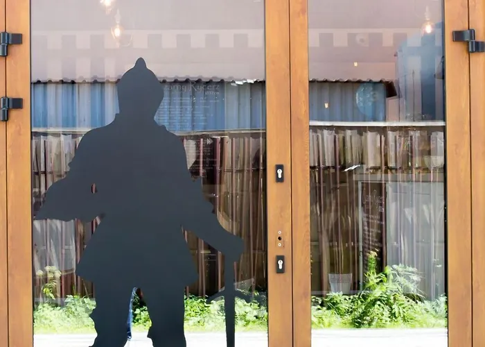 Kompleks wypoczynkowy Marina Z Widokiem Na Jezioro Mielno (Koszalin)